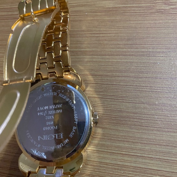 Elgin Men’s Gold-Tone "Diamond Style" Watch – FGC018 098 – Minimalist/Formal - Picture 4 of 5